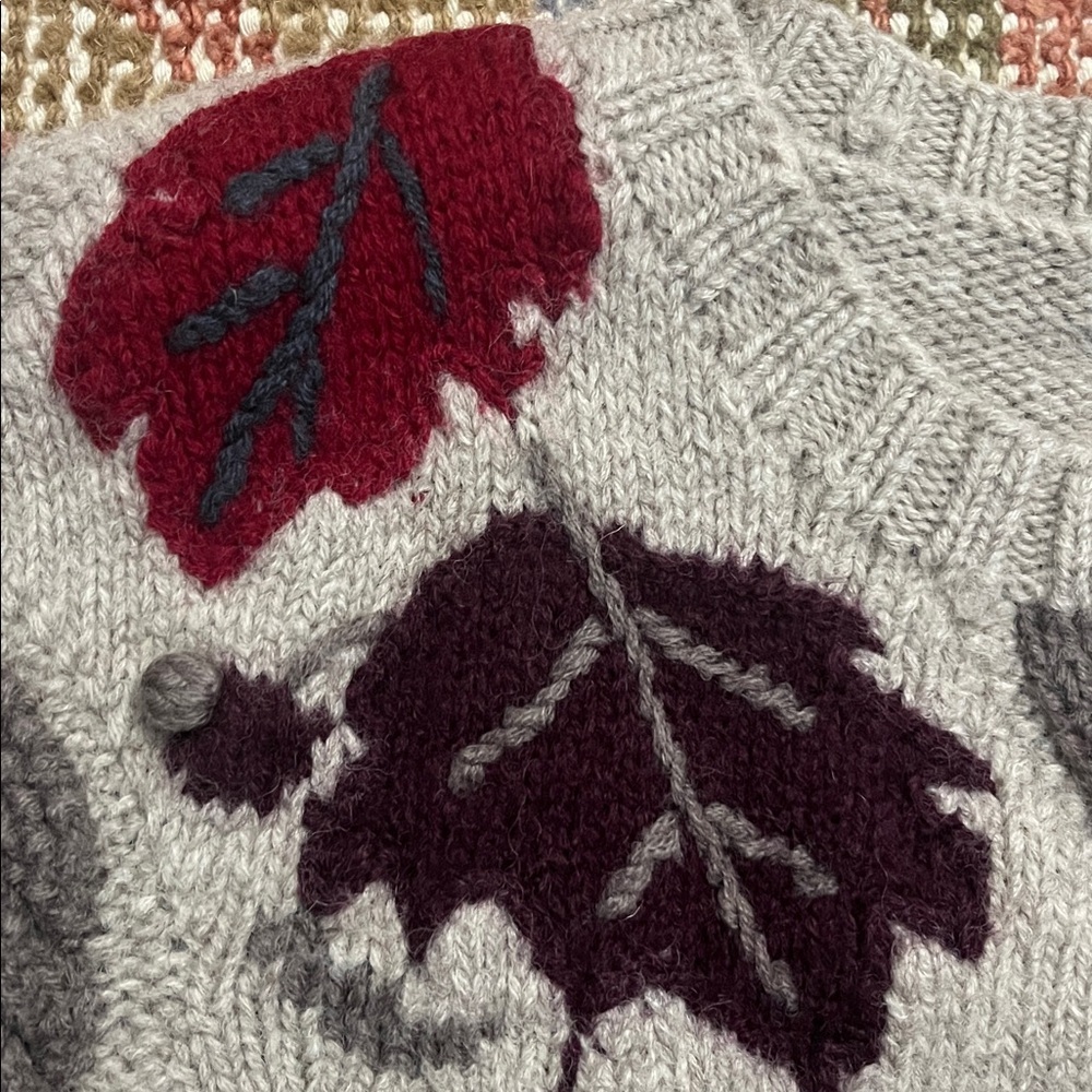 Vintage Norm Thompson Wool Leaf Design Grey Sweater Size L - Picture 4 of 7